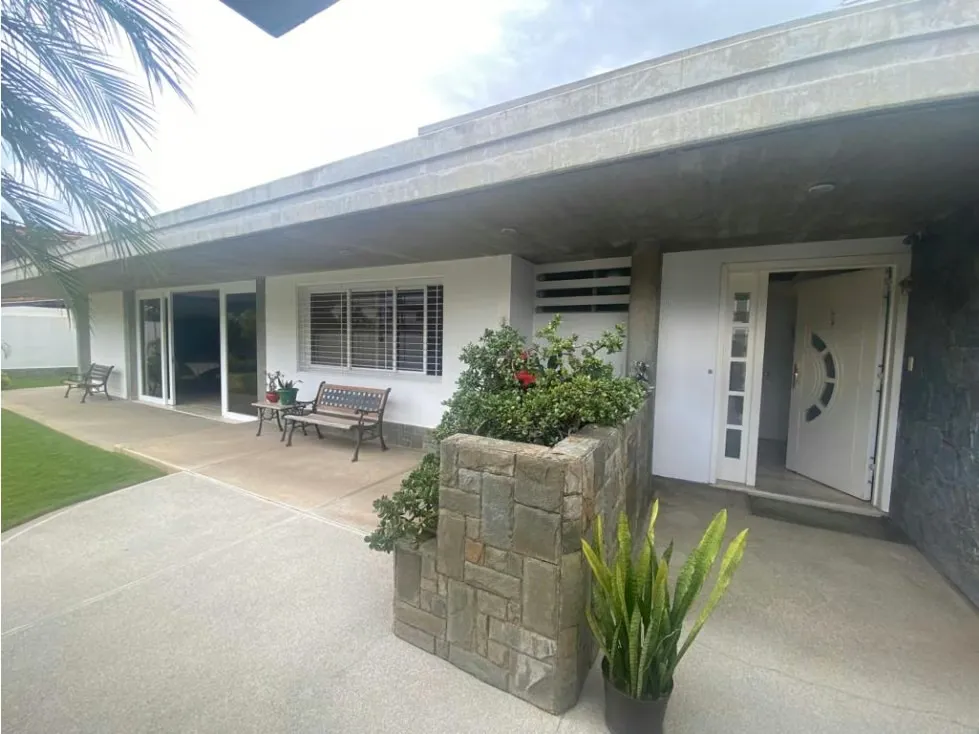 Se vende casa 450m2 4h/5b/4p Caurimare 7479 - 5