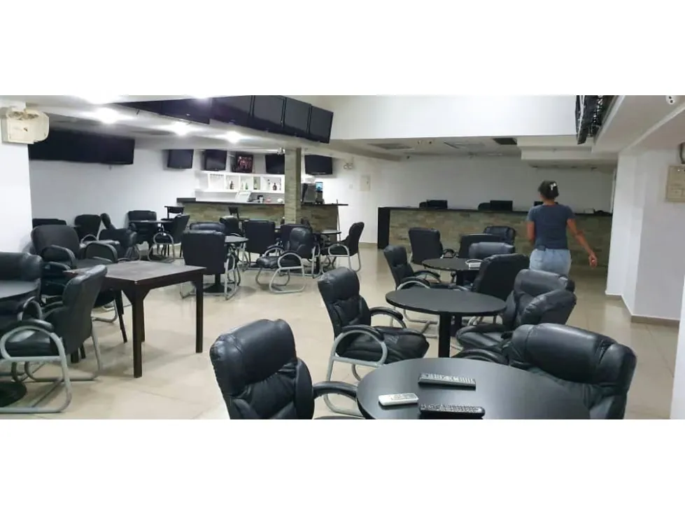 Vendo local 700m2 La Trinidad 7741 - 2