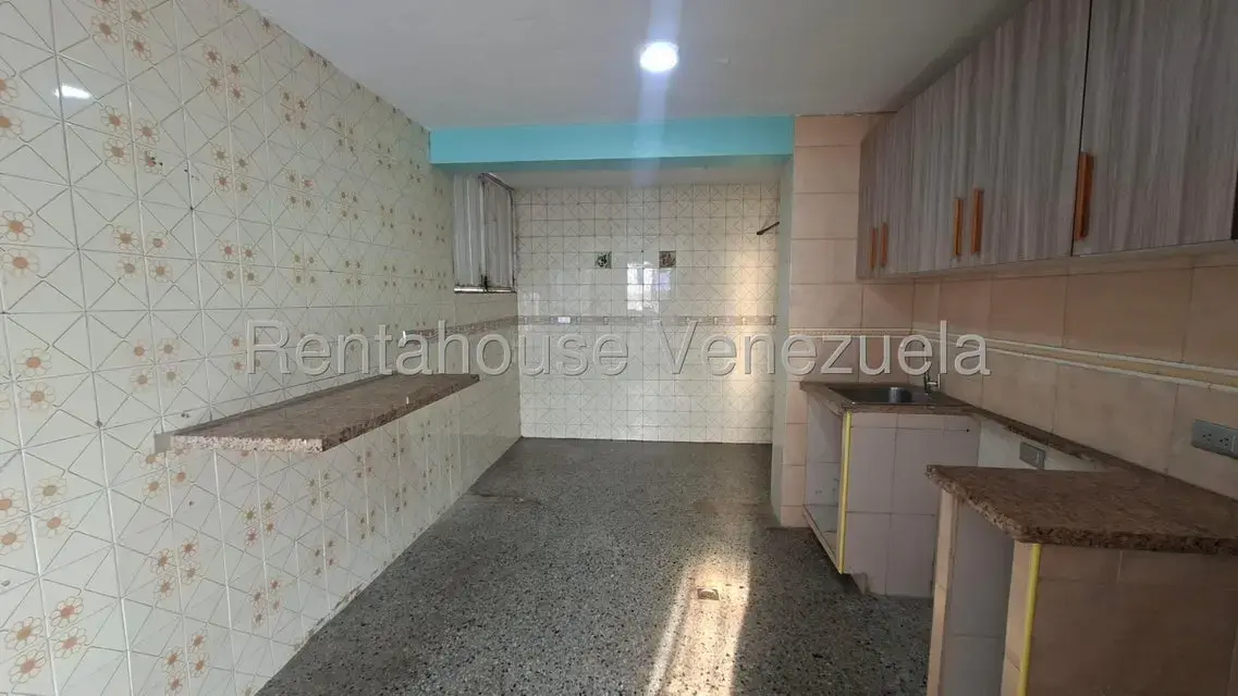 Apartamento (1 Nivel) en Venta en Zona Oeste, Lara - 4