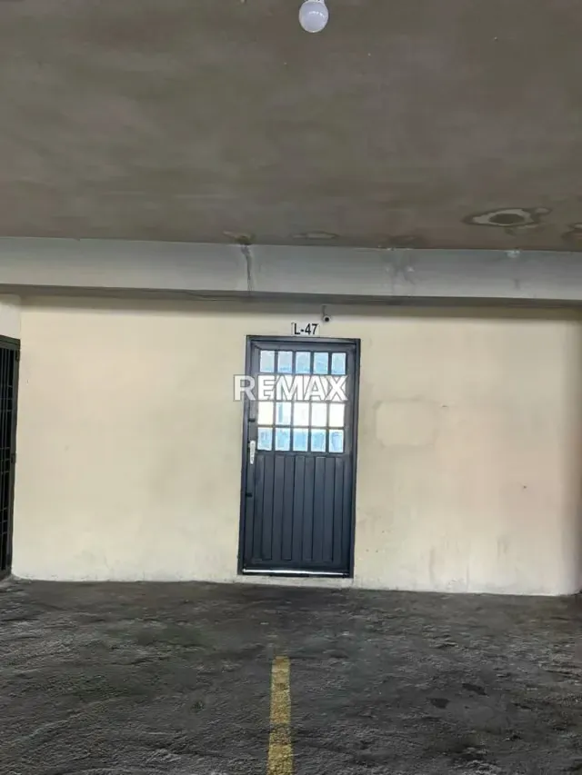 Oficina EN ALQUILER N 47 EN EL CENTRO COMERCIAL GUARAUNO - 2