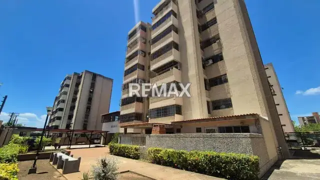 APARTAMENTO EN ALQUILER CONJUNTO RESIDENCIAL LA PARAGUA