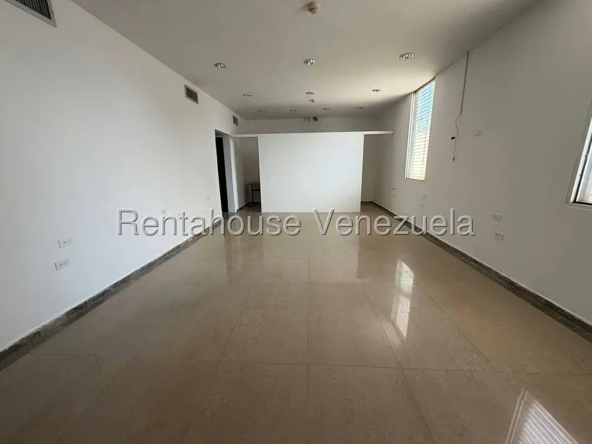Local Comercial en Alquiler en Las Delicias, Zulia - 30