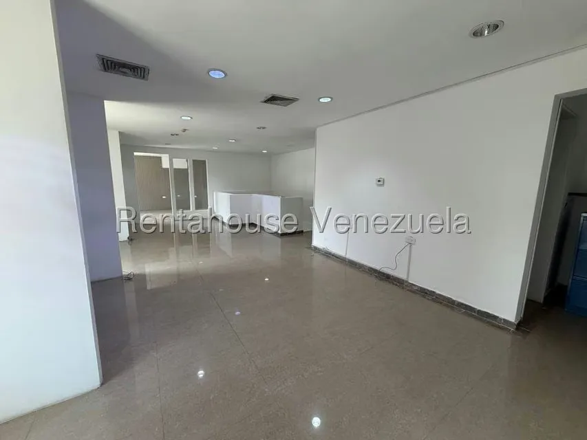 Local Comercial en Alquiler en Las Delicias, Zulia - 4