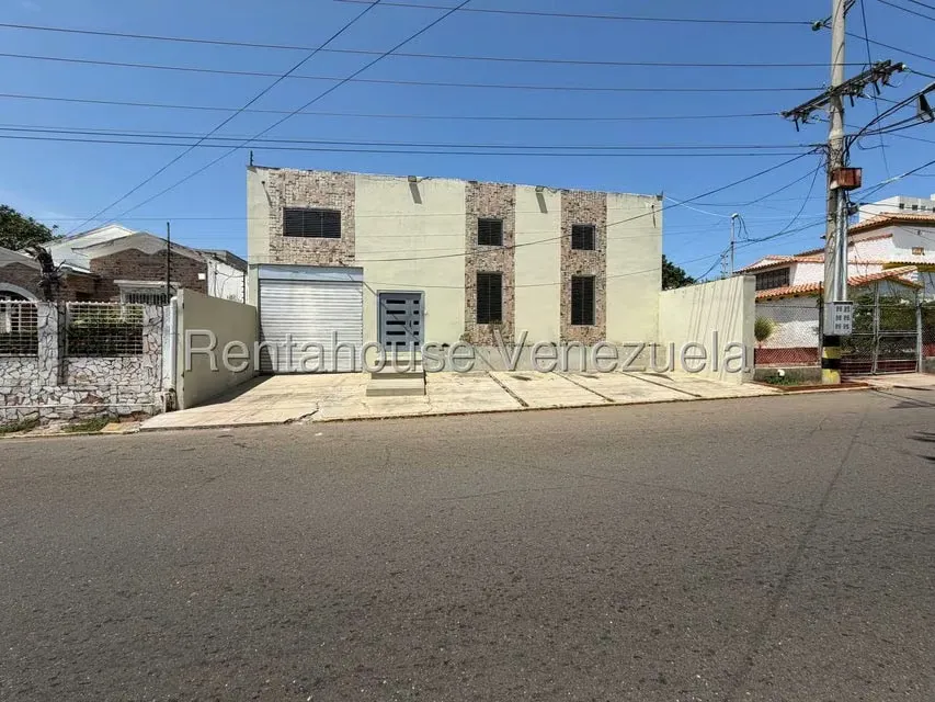 Local Comercial en Alquiler en Las Delicias, Zulia - 36
