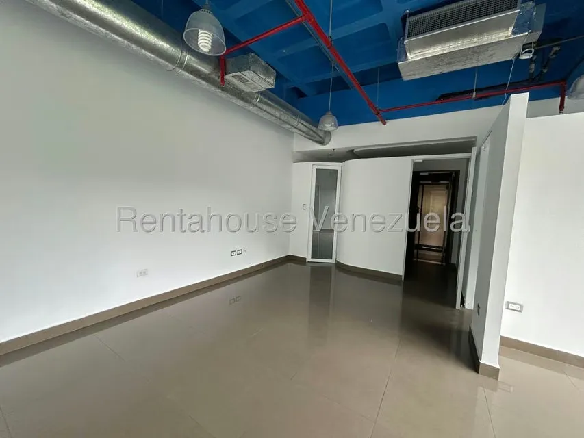 Oficina en Alquiler en Macaracuay, Distrito Metropolitano - 11