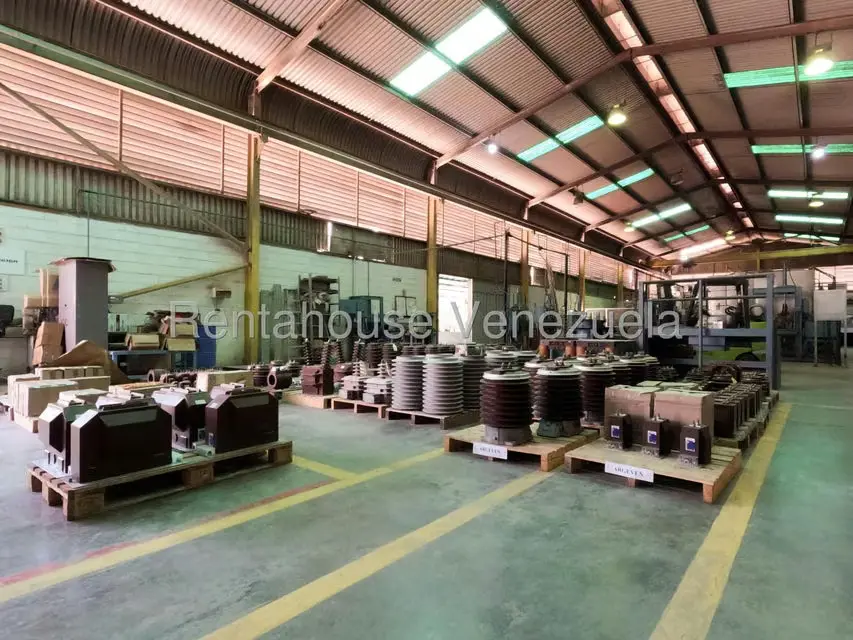 Local Comercial en Venta en Zona Industrial 2, Lara - 18