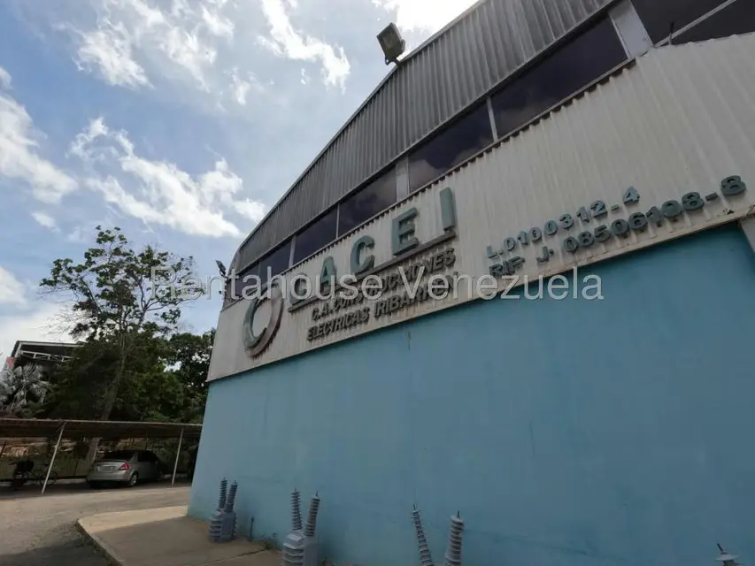 Local Comercial en Venta en Zona Industrial 2, Lara - 2