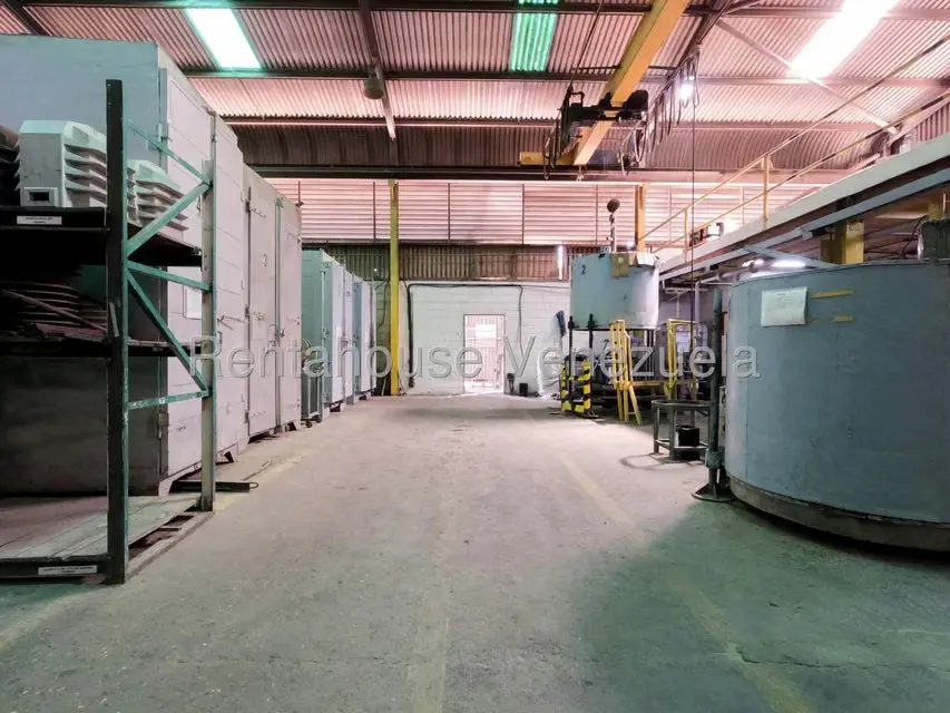 Local Comercial en Venta en Zona Industrial 2, Lara - 23
