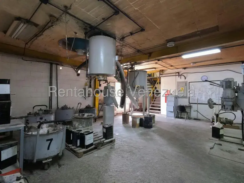 Local Comercial en Venta en Zona Industrial 2, Lara - 24