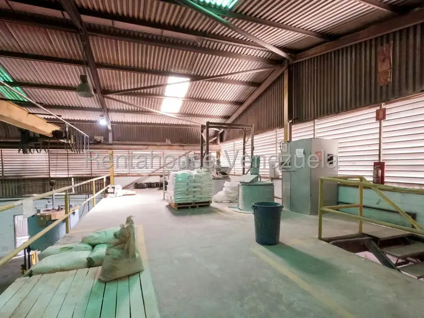 Local Comercial en Venta en Zona Industrial 2, Lara - 30