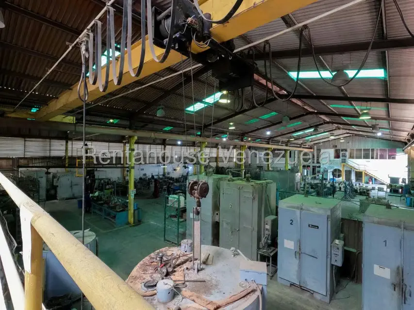 Local Comercial en Venta en Zona Industrial 2, Lara - 33