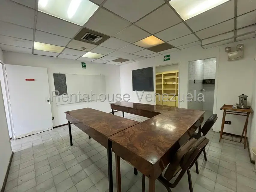 Local Comercial en Alquiler en Zona Industrial, Carabobo - 5