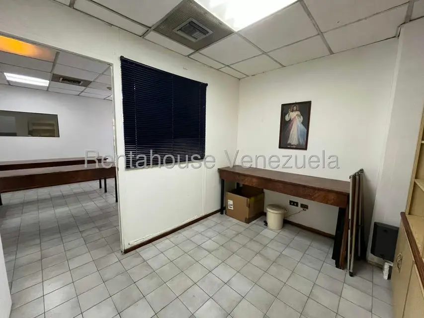 Local Comercial en Alquiler en Zona Industrial, Carabobo - 9
