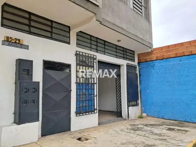 28 m2 Para Alquiler Local comercial San Blas buena Ubicacion