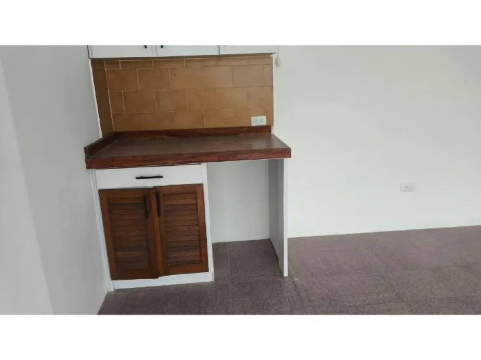 Alquilo oficina 67m2 Santa Paula 2415 - 5