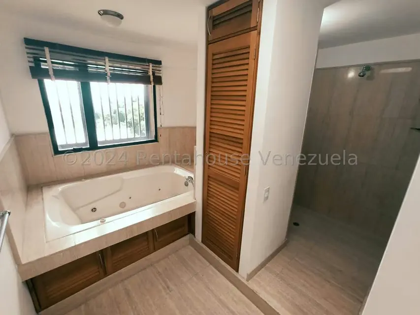 Casa (1 Nivel) en Venta en La Lagunita Country Club, Distrito Metropolitano - 30