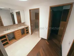 View 32