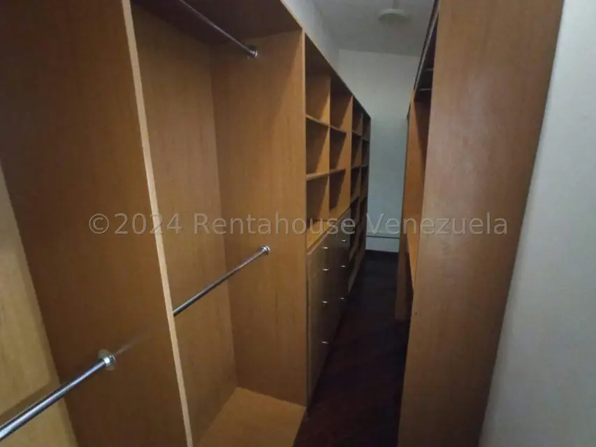 Casa (1 Nivel) en Venta en La Lagunita Country Club, Distrito Metropolitano - 35