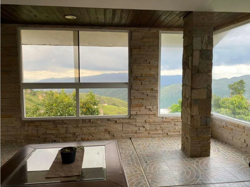 Casa en venta en Los Haticos - El Junquito - 18