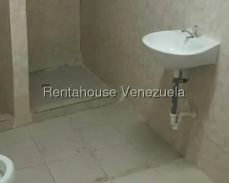 Galpon - Deposito en Alquiler en La Yaguara, Distrito Metropolitano - 16