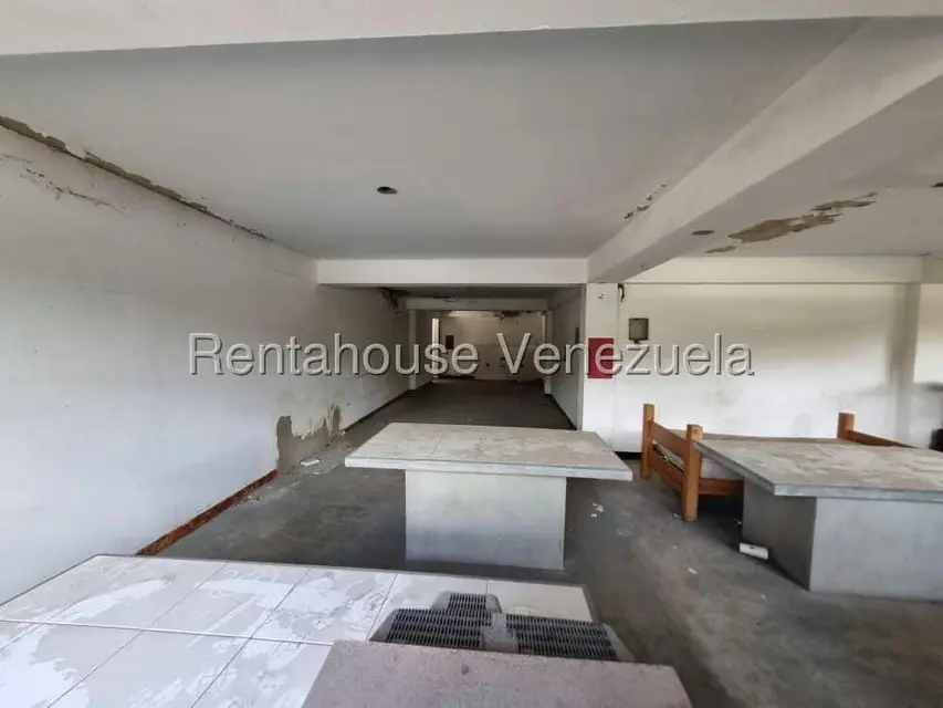Comercial (Edificio) en Venta en Guarenas, Miranda - 14