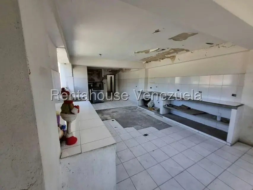 Comercial (Edificio) en Venta en Guarenas, Miranda - 16
