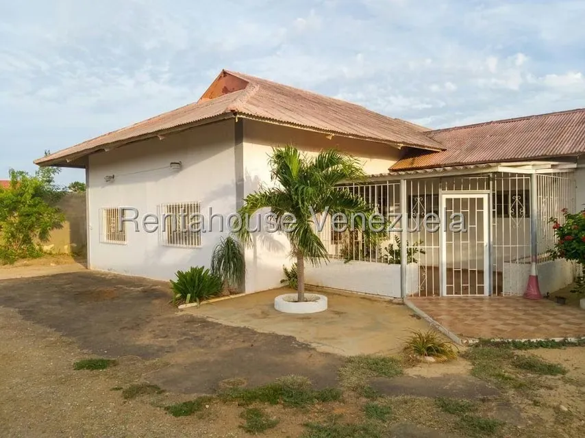 Casa (1 Nivel) en Alquiler en Zarabon, Falcon - 6