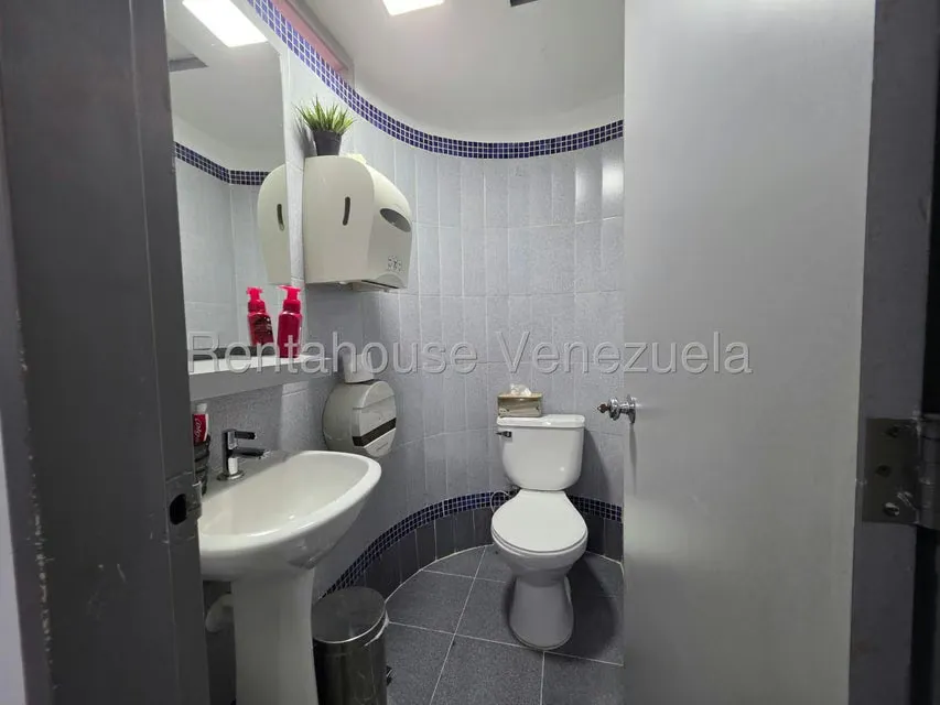 Oficina en Alquiler en El Rosal, Distrito Metropolitano - 27