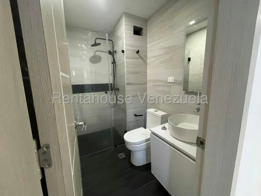 Apartamento (1 Nivel) en Venta en San Marino, Distrito Metropolitano - 23