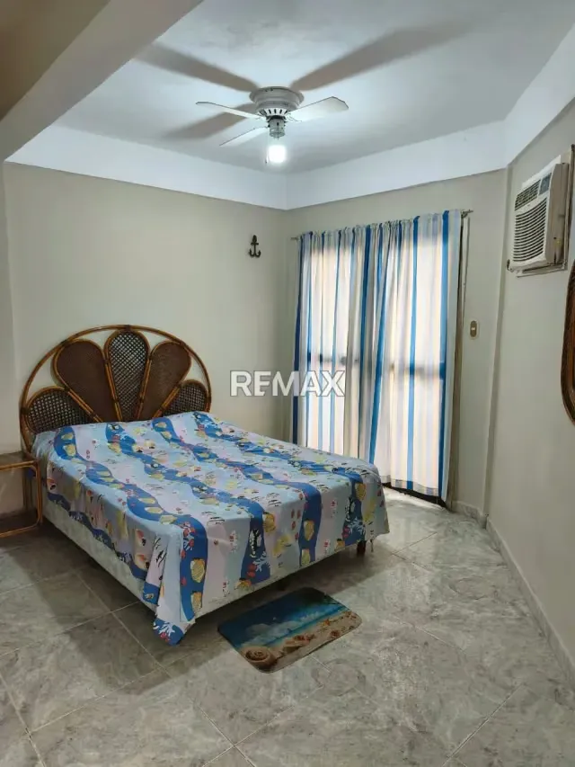 En venta casa remodelada ubicada en el playón Ocumare de la c osta - 11