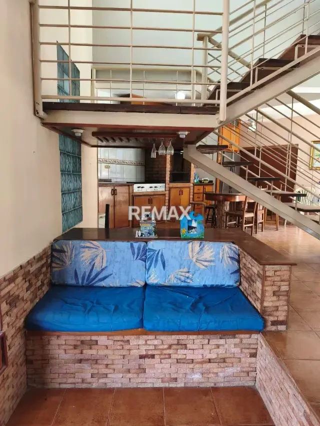 En venta casa remodelada ubicada en el playón Ocumare de la c osta - 6