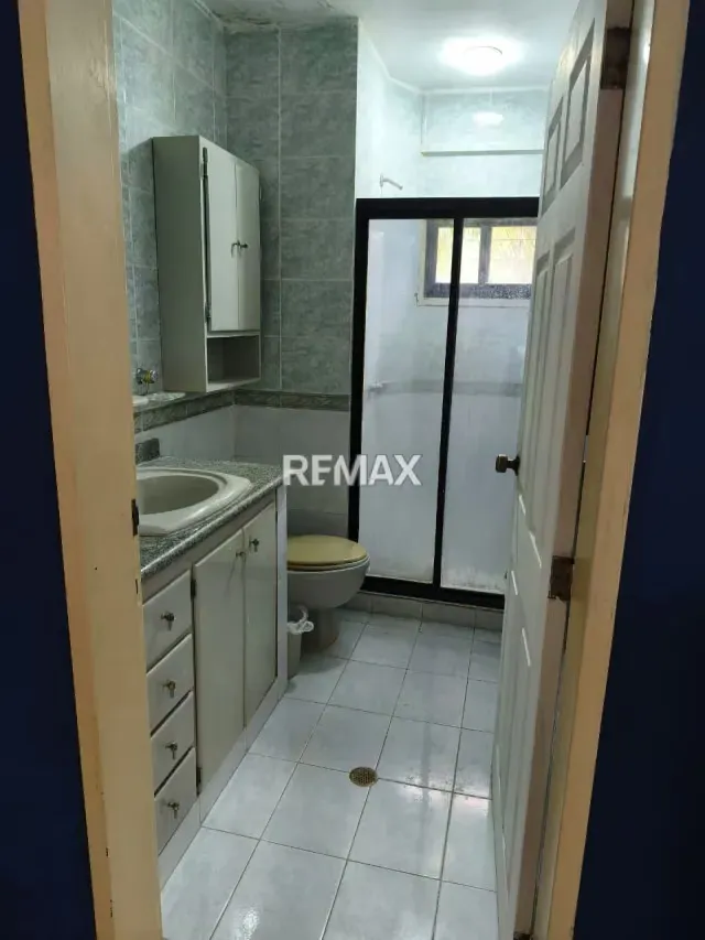 En venta casa remodelada ubicada en el playón Ocumare de la c osta - 10