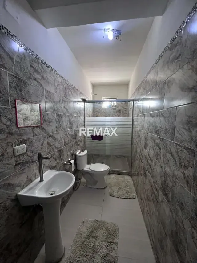 EN VENTA CASA EN BUENAVENTURA REMODELADA Y MODERNA - 8