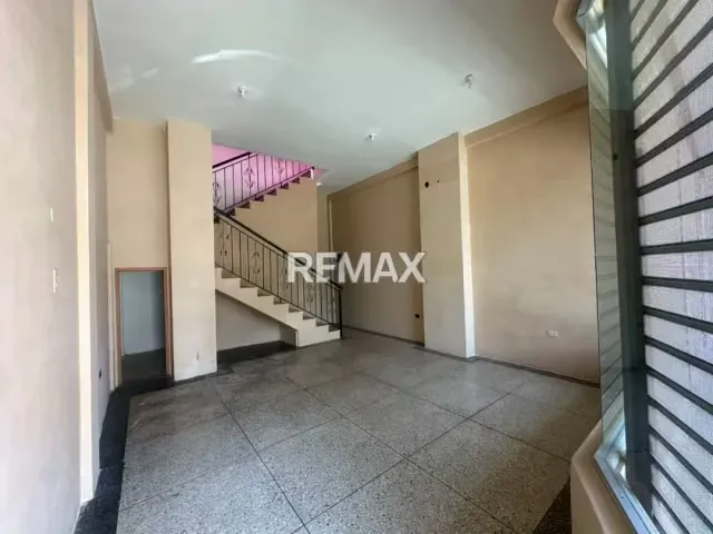 Local Comercial Estratégico en C.C. KJ – Planta Baja - 3