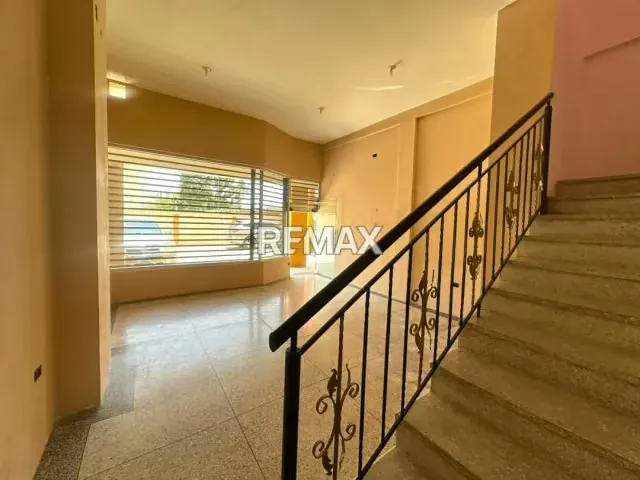 Local Comercial Estratégico en C.C. KJ – Planta Baja - 10