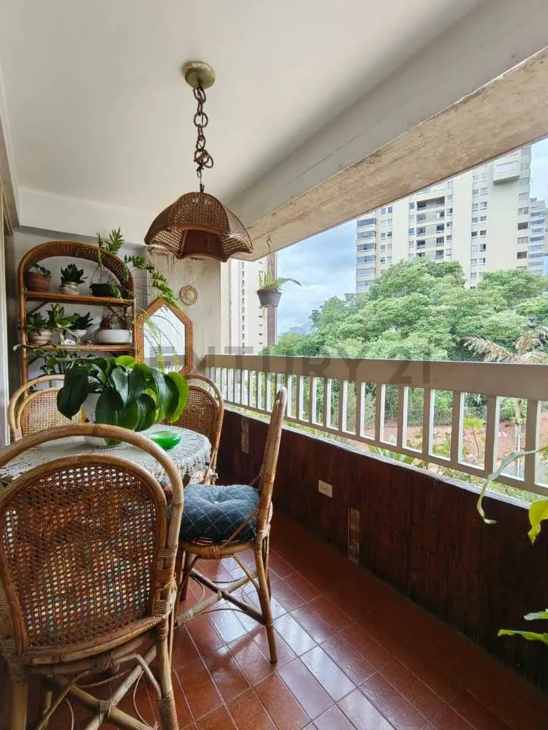 APARTAMENTO EN VENTA URB QUINTA ALTAMIRA EN SUCRE - 2