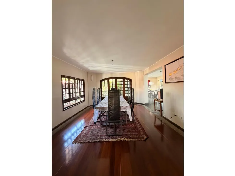 Imponente Casa en Venta ubicada en Prados del Este - 11