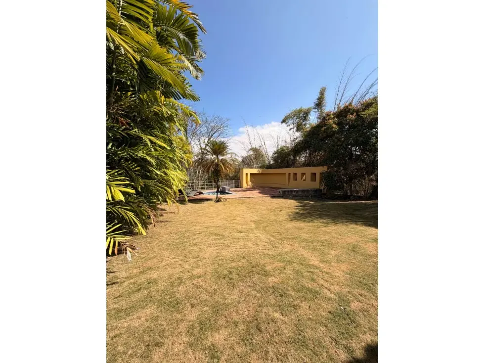 Imponente Casa en Venta ubicada en Prados del Este - 4