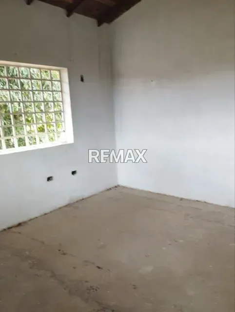 ElHatillo La Mata Baruta Amplio terreno zona privada con casa obra gris - 7