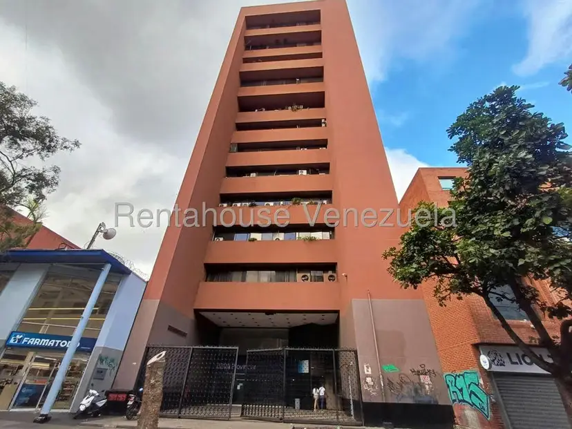 Comercial (Oficina) en Alquiler en Sabana Grande, Distrito Metropolitano