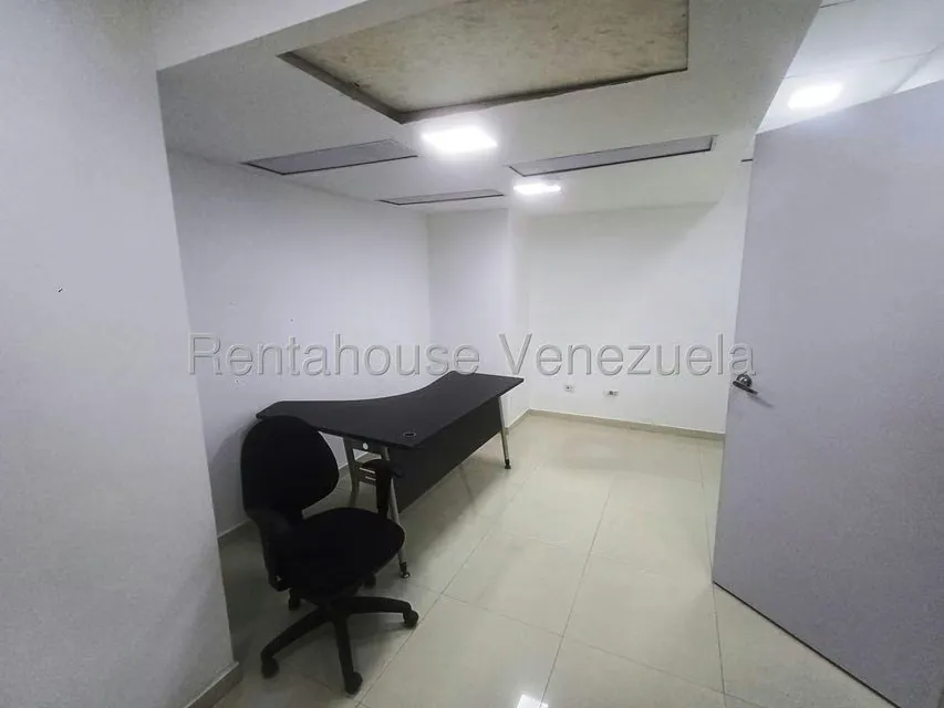 Oficina en Alquiler en Sabana Grande, Distrito Metropolitano - 15