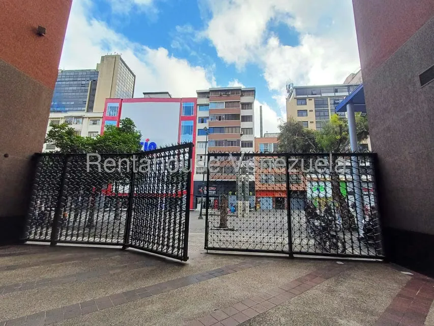 Oficina en Alquiler en Sabana Grande, Distrito Metropolitano - 3