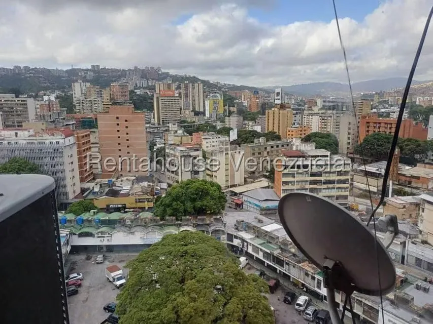 Oficina en Alquiler en Sabana Grande, Distrito Metropolitano - 22
