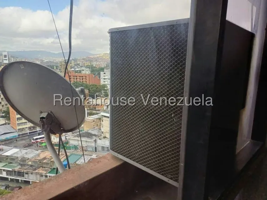 Oficina en Alquiler en Sabana Grande, Distrito Metropolitano - 24