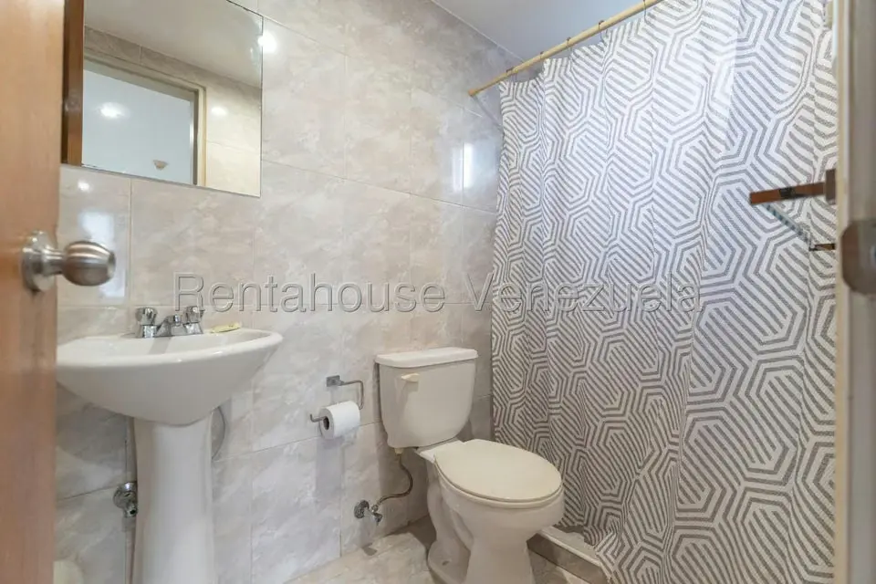 Comercial (Posada) en Venta en Macuto, Vargas - 16