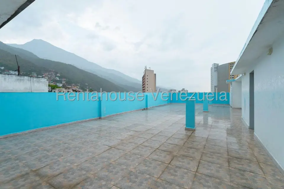 Comercial (Posada) en Venta en Macuto, Vargas - 36