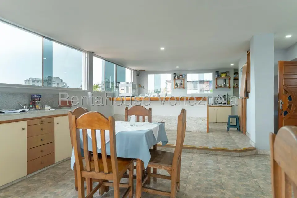 Comercial (Posada) en Venta en Macuto, Vargas - 38