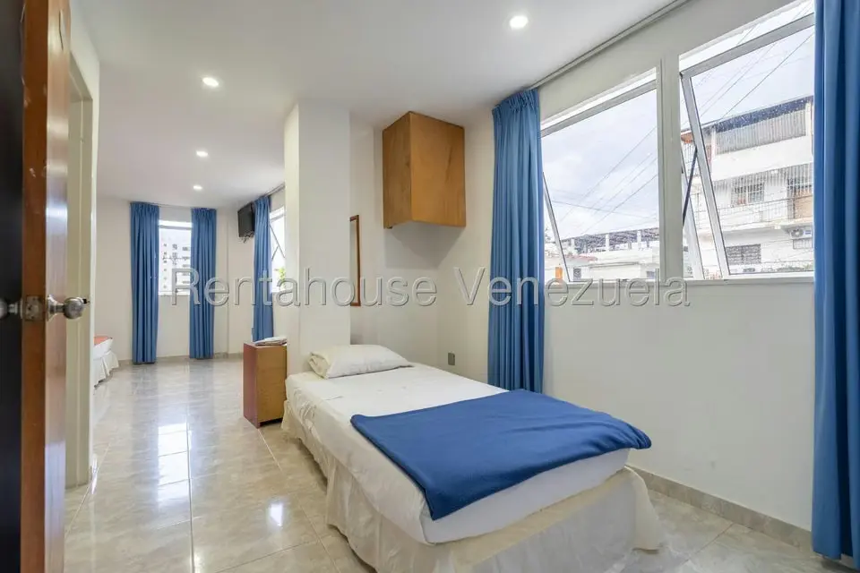 Comercial (Posada) en Venta en Macuto, Vargas - 9