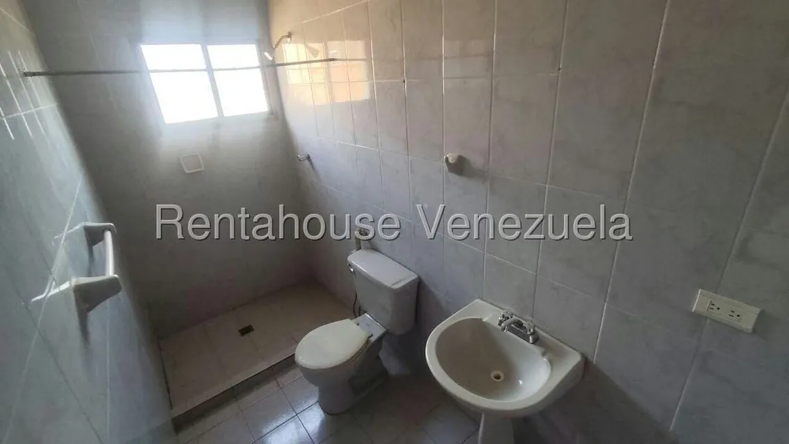 Casa (Multipes Niveles) en Venta en San Antonio, Nueva Esparta - 17