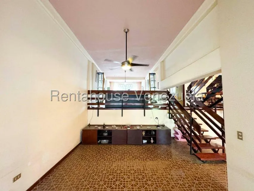 Casa (Multipes Niveles) en Venta en San Bernardino, Distrito Metropolitano - 12